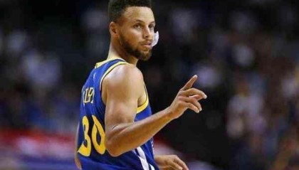  杜兰特关键球精准命中，太阳击败强敌稳居榜首