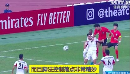  乌迪内斯定位球发威，头球制胜彰显战术智慧